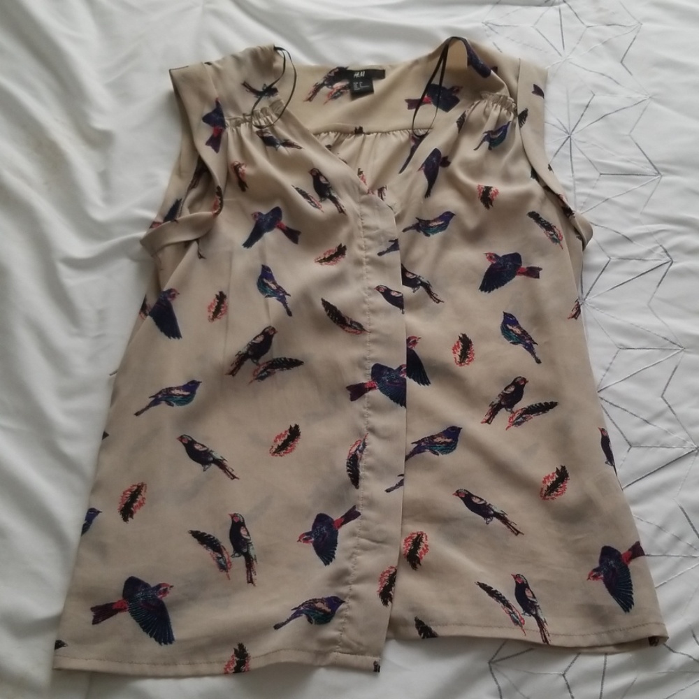 H&M button up top